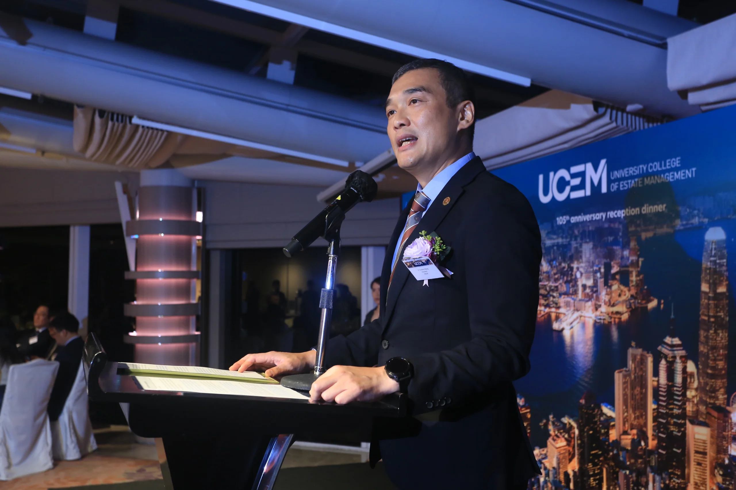 Guest of Honour HKICM President Cr Terence Mang gave a keynote speech on Construction Manager in Sustainable Construction
