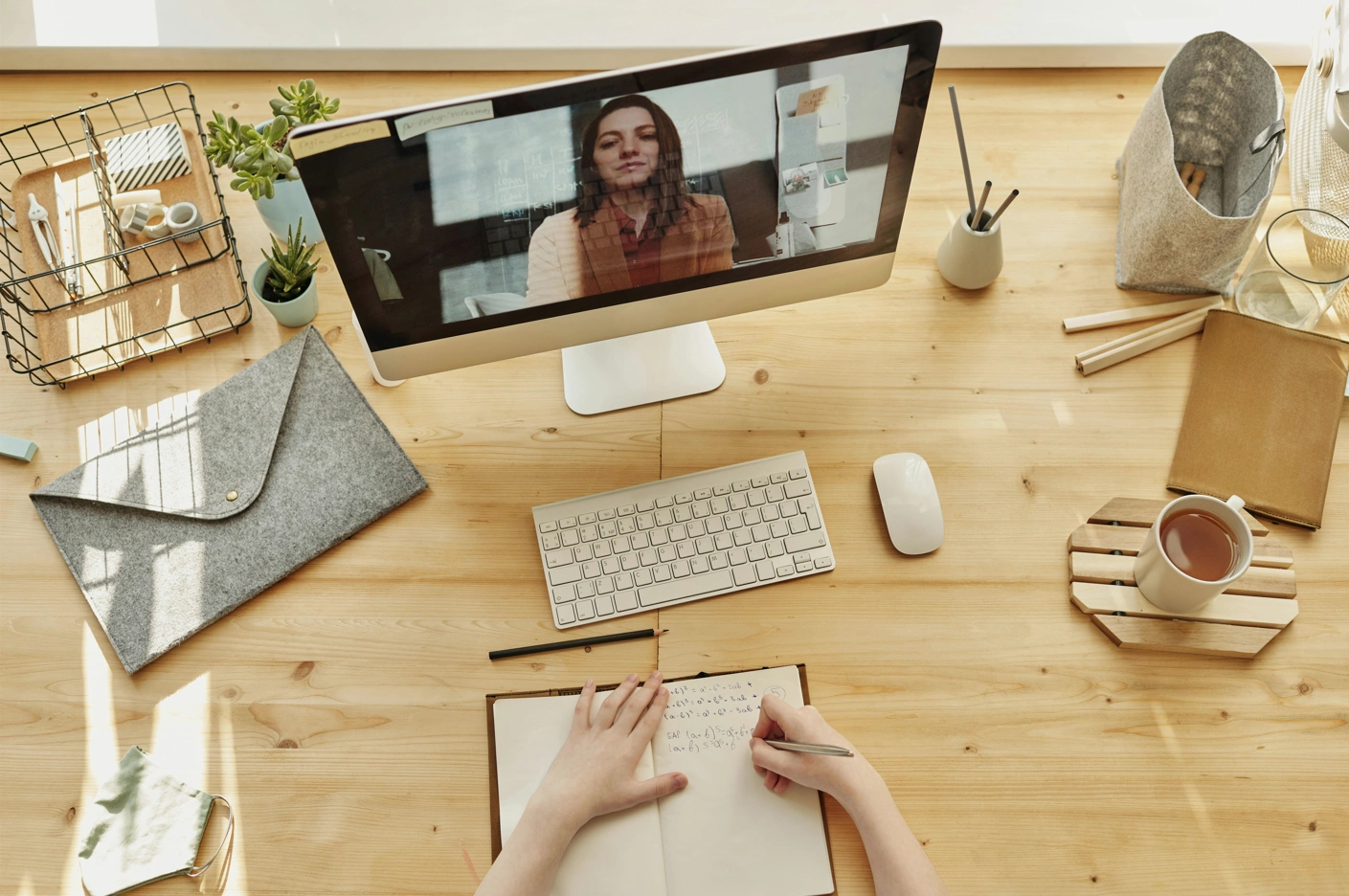 Virtual learning at UCEM still offers students the support via live seminars, engaging them through their virtual learning environment.